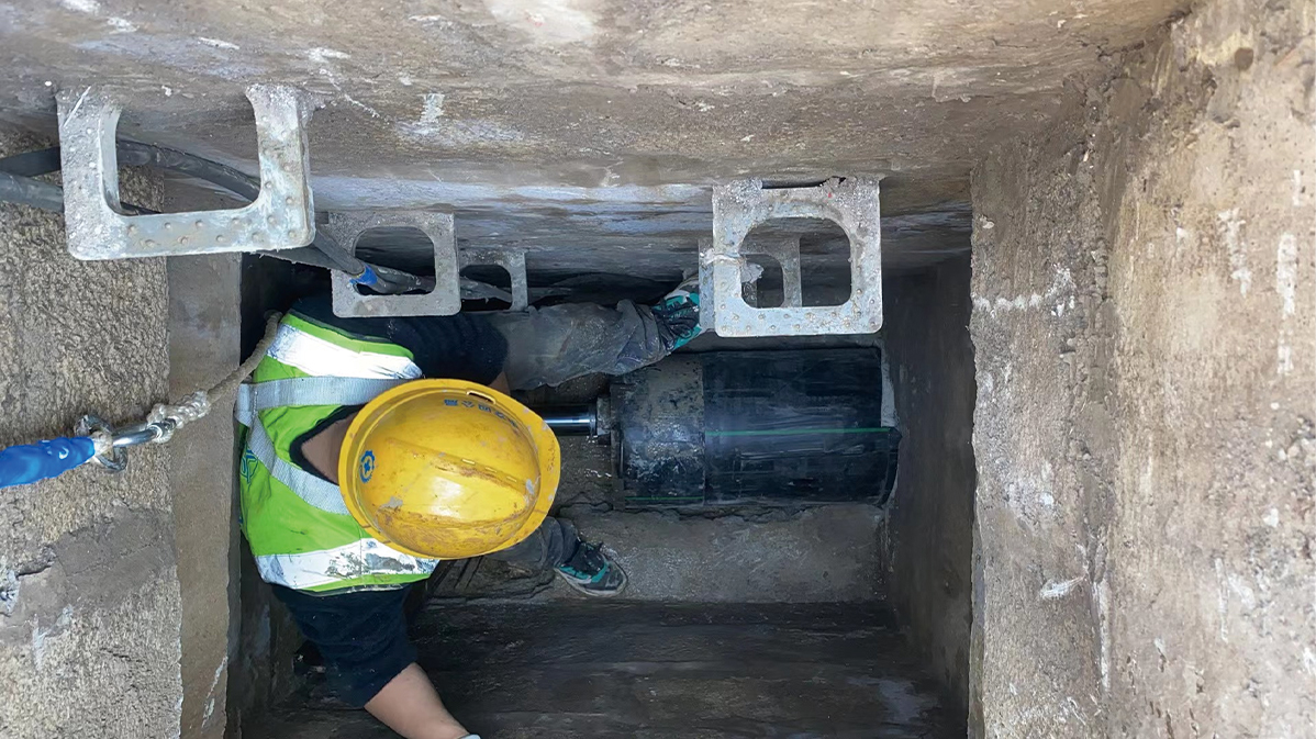 洞口HDPE短管内衬法